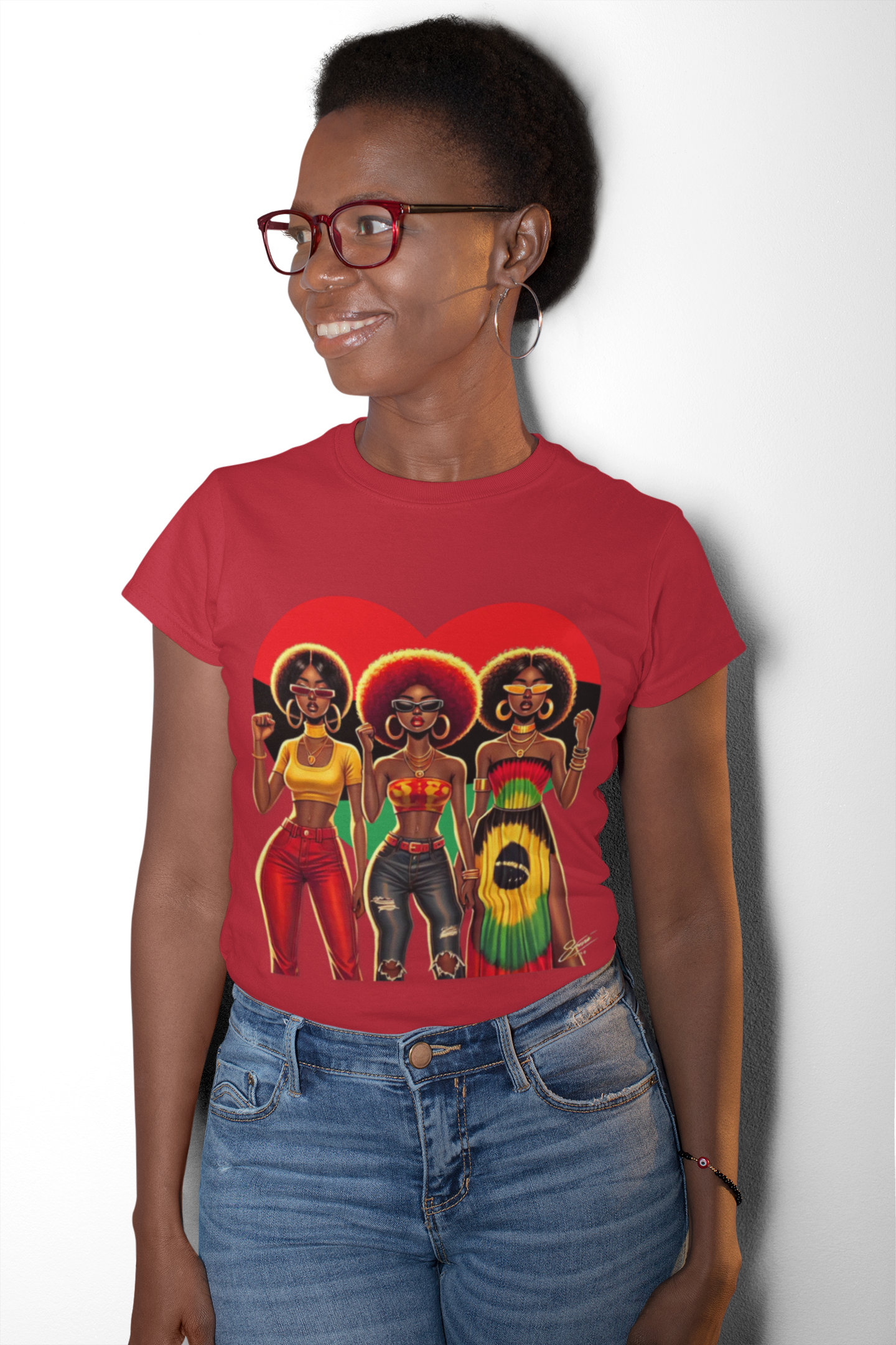 Black Queen Sisters Graphic T-Shirt – Afrocentric Pride, Red-Gold-Green Heart Design